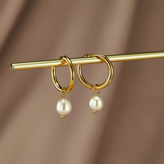 Pearl Bella Hoop Earrings